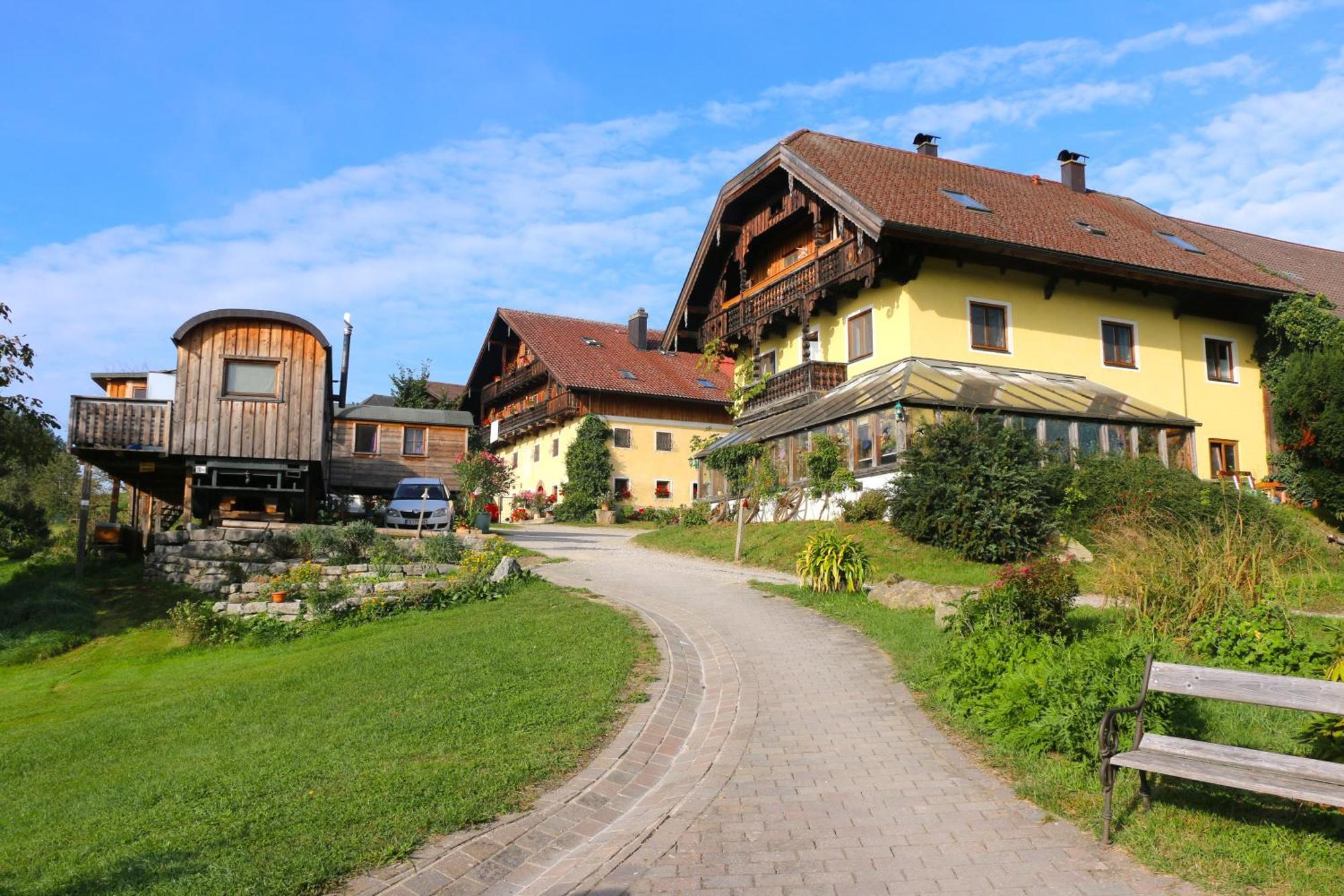 Bio Archehof Zachhiesen Apartment Seekirchen am Wallersee Bagian luar foto
